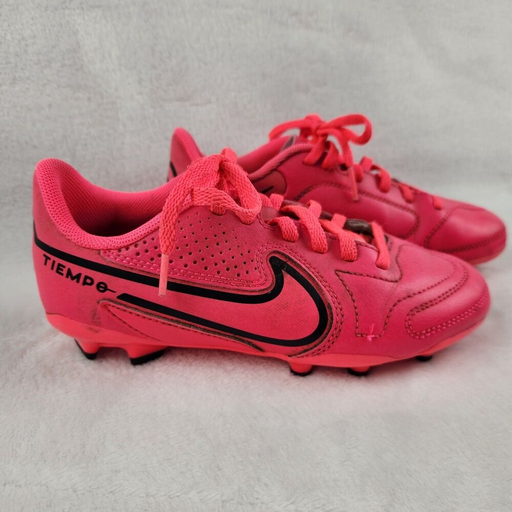 Nike Tiempo Legend 9 Club FG Soccer Cleats Youth 1.5Y Pink Black Lace Up Low Top